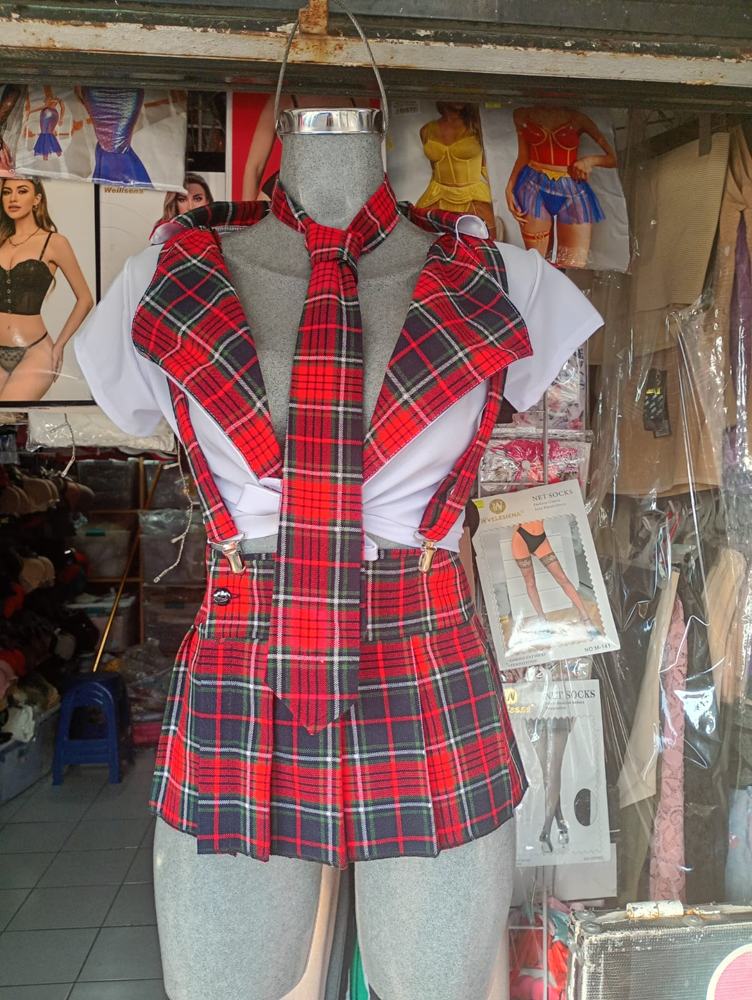 Disfraz de colegiala en el maniquí